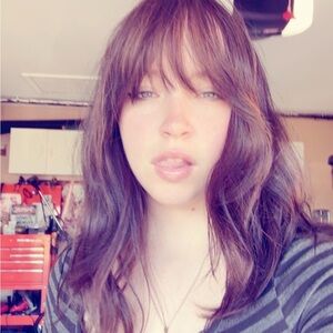 Meet your Posher, Noobzz